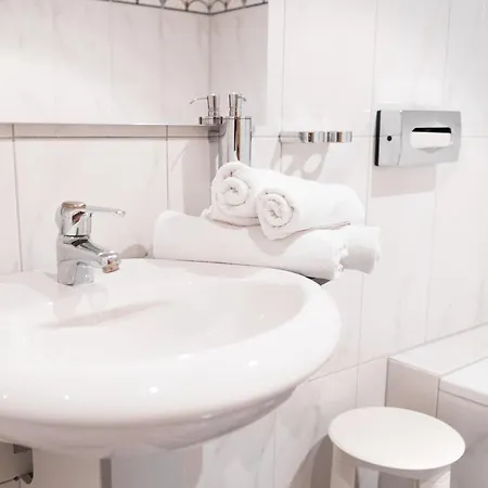호텔 Vitalhotel Kaiserhof 4*
